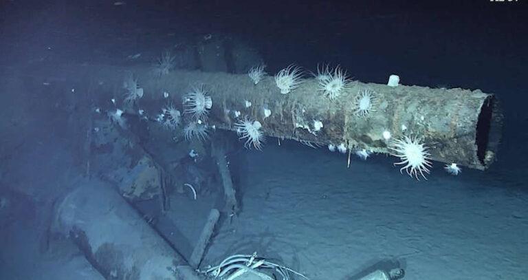 Uss Nevada Mast Underwater