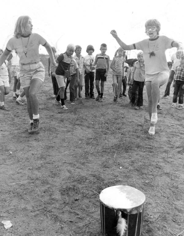 33 Vintage Summer Camp Photos That Are Pure Nostalgia