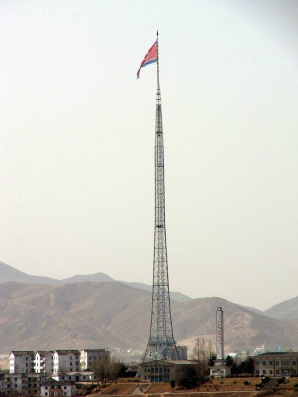 Kijong Dong Flagpole