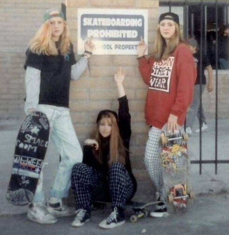 55 Pictures Of ’90s Grunge That Capture The Fashion Of Gen X