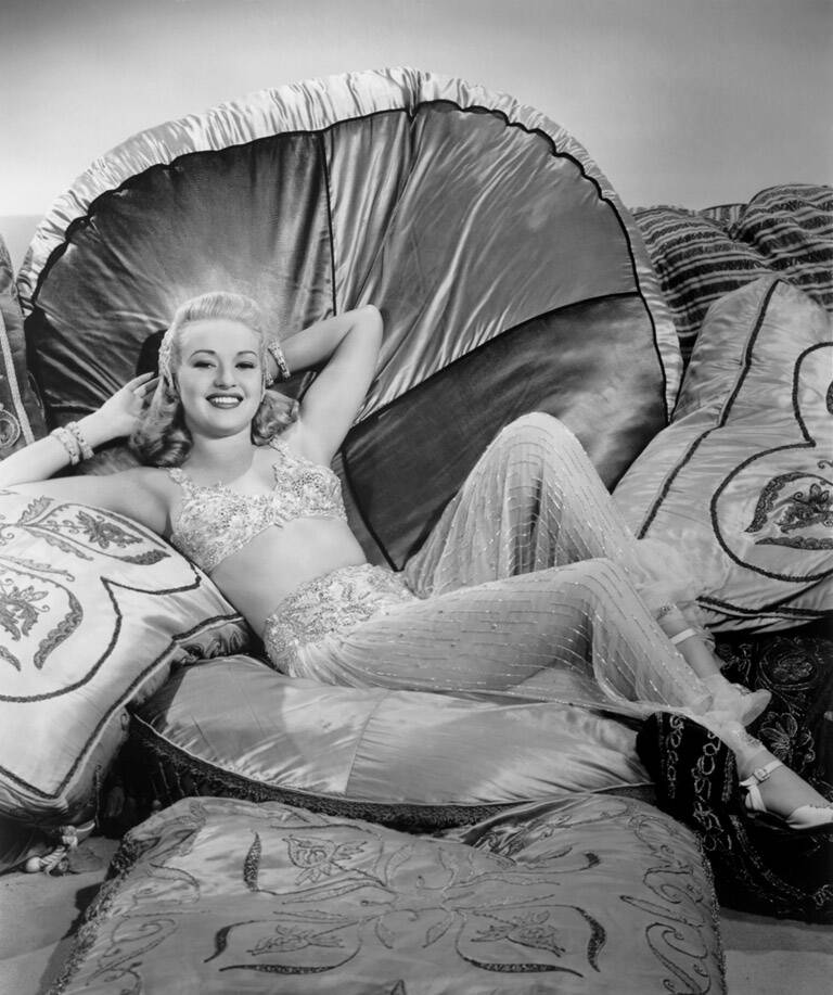 betty grable pin up