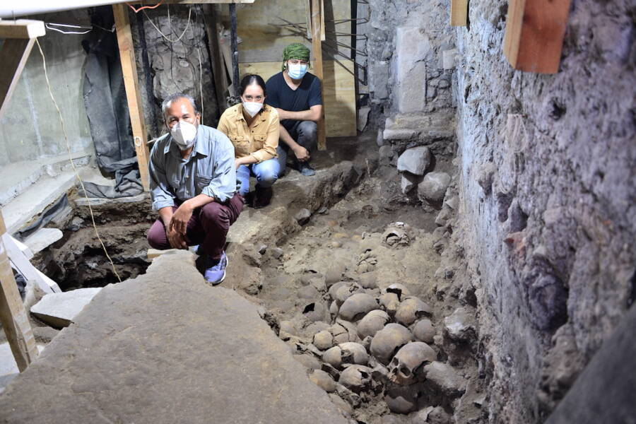 Archaeologists At Huey Tzompantli