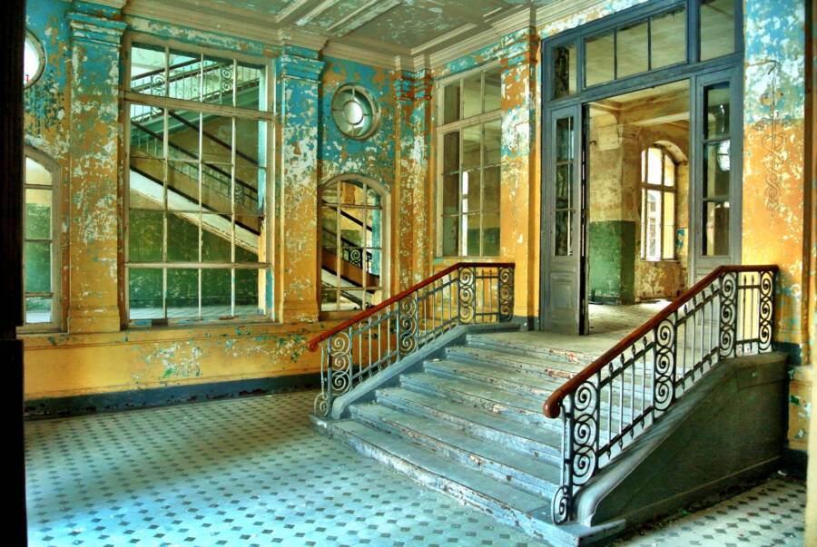 Beelitz Heilstätten Staircase