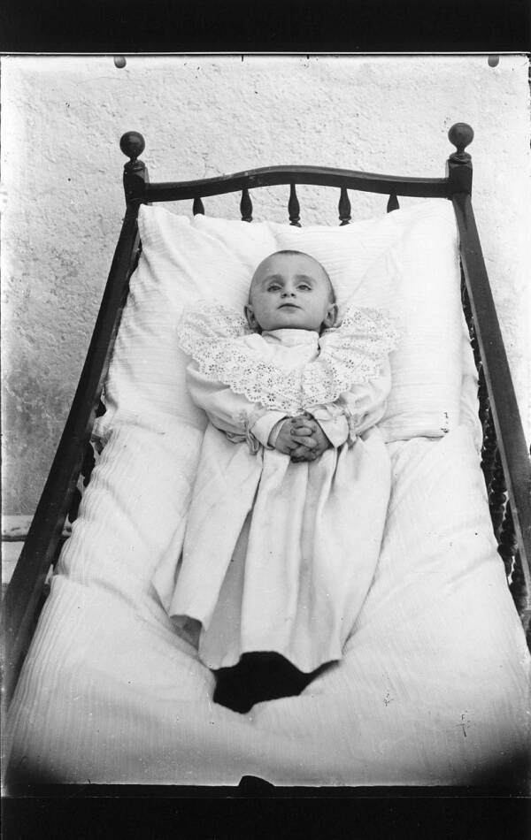 post mortem photography gallery