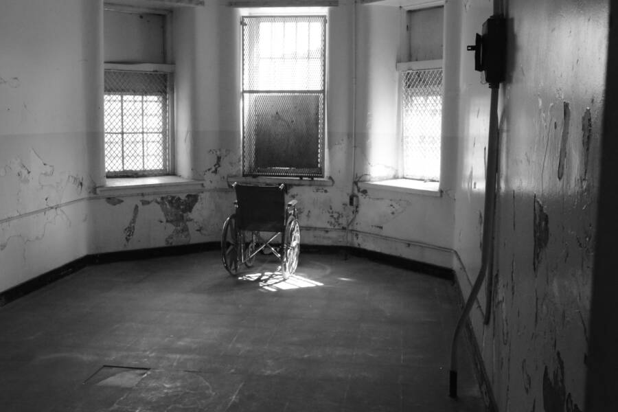 Empty Trans Allegheny Room