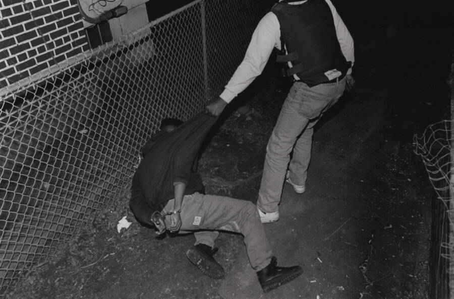 33 Photos Of The Crack Epidemic And The Destruction Left In Its Wake