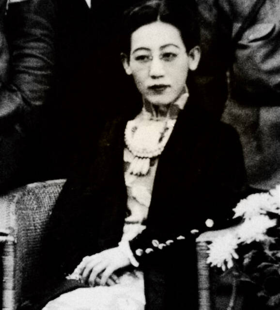 Yoshiko Kawashima Seated
