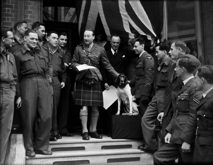 Judy Receiving Her Medal