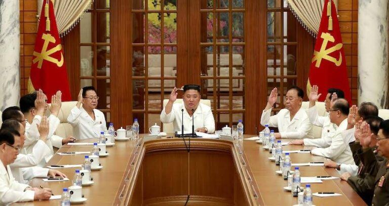 Kim Jong Un In Meeting