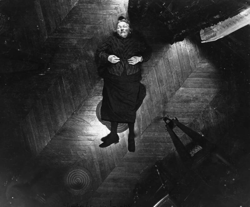 33 Eerie 20th-Century Crime Scenes Photographed By Alphonse Bertillon