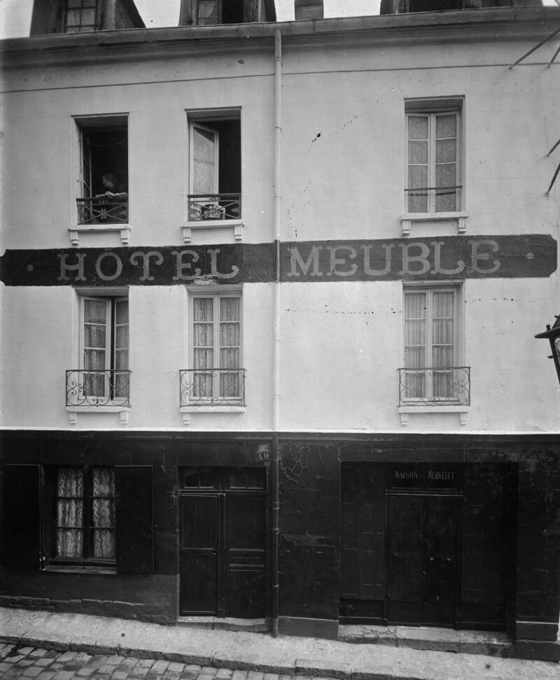 33 Eerie 20th-Century Crime Scenes Photographed By Alphonse Bertillon