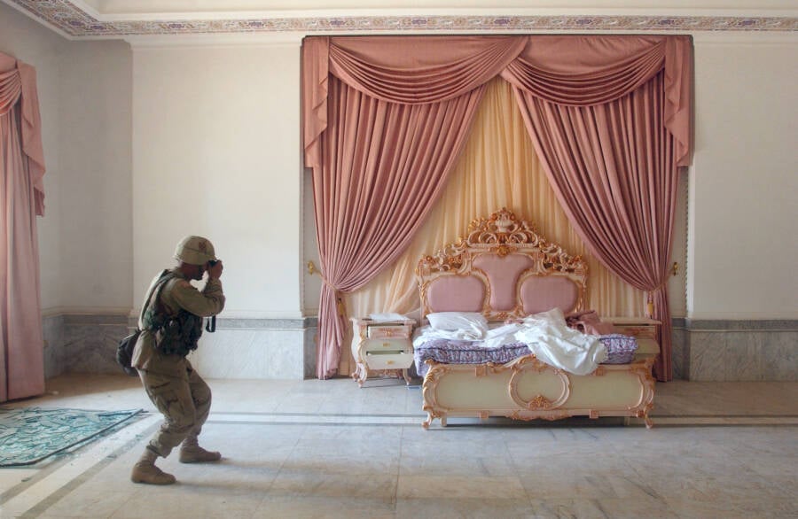 Pink Bedroom In Presidential Palace