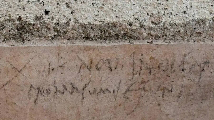 Pompeii Graffiti That Reveals The Raunchy Side Of Ancient Rome
