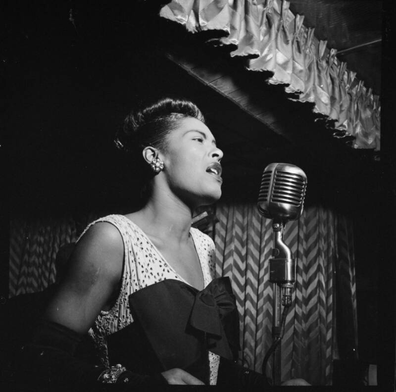 Billie Holiday Singing