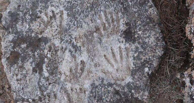 Prehistoric Handprints Tibetan Plateau