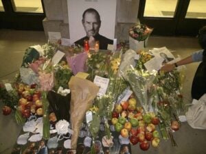 Inside Steve Jobs' Death And How He Could Have Been Saved