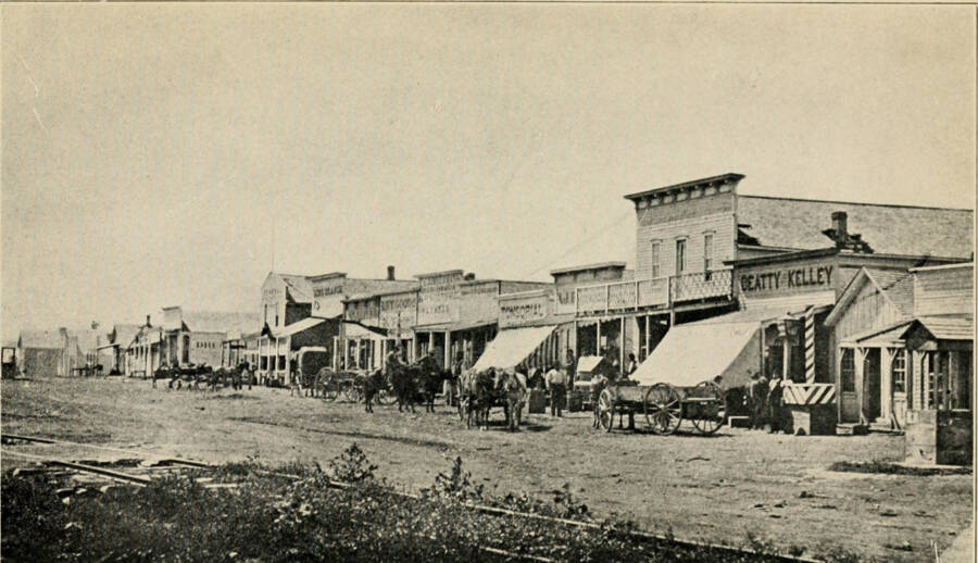 Dodge City Storefronts