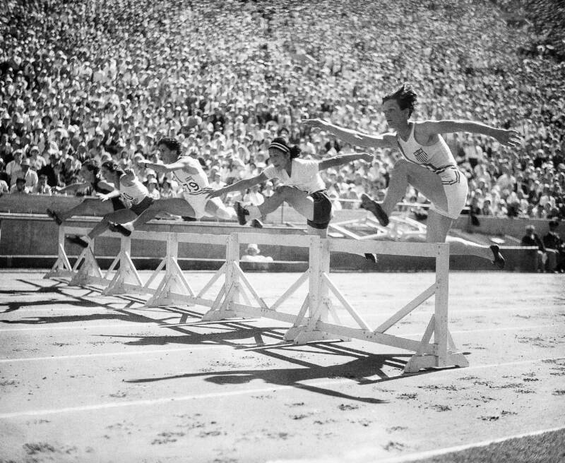 Olympic Hurdles In 1932