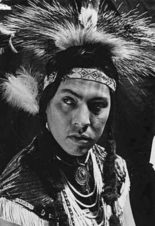 How Joe Medicine Crow Became The Last Plains War Chief During Wwii 