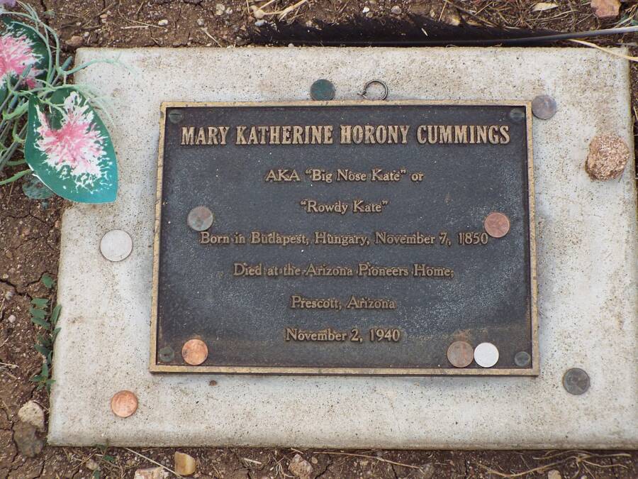 Mary Cummings Grave