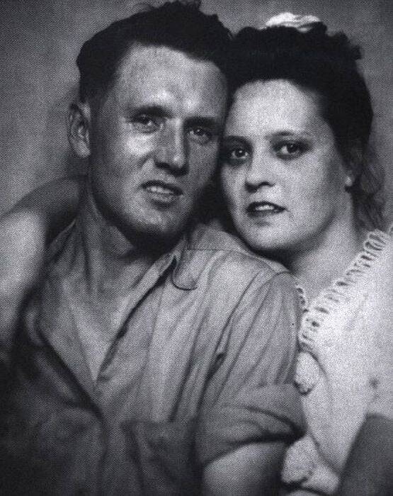 Vernon And Gladys Presley