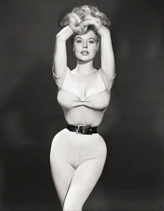 Meet Betty Brosmer The Pinup Queen With The Impossible Waist Who Built A Female Fitness