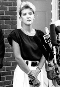 Mary Jo Buttafuoco The Woman Shot By Her Husband S Teenage Lover   Mary Jo Buttafuoco Press Conference 206x300 