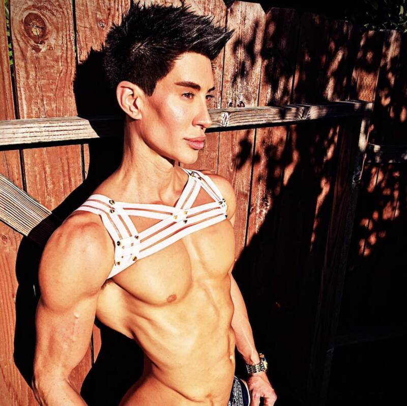 Justin Jedlica, o homem que se transformou no "boneco Ken humano