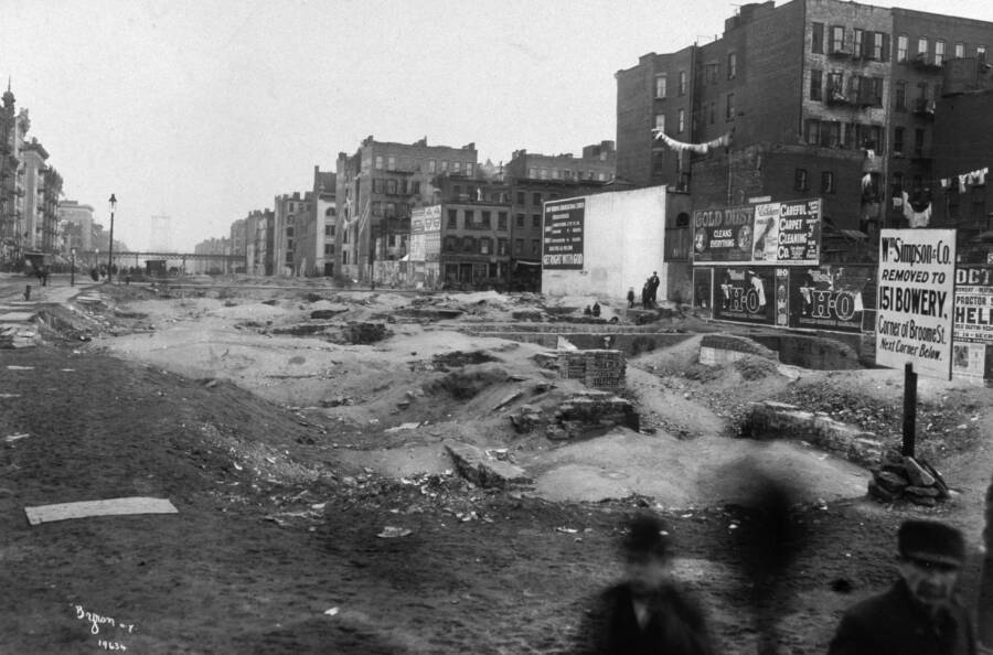 44 Photos Of The Bowery, New York City's Most Infamous Slum