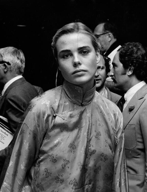 Margaux Hemingway, The 1970s Supermodel Who Died Tragically At 42