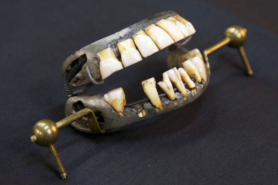 George Washington Teeth