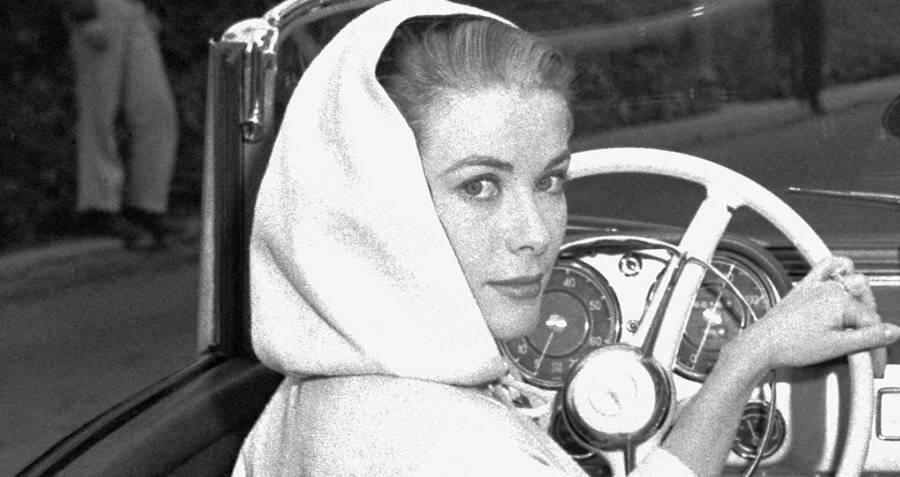 Grace Kelly Age At Death