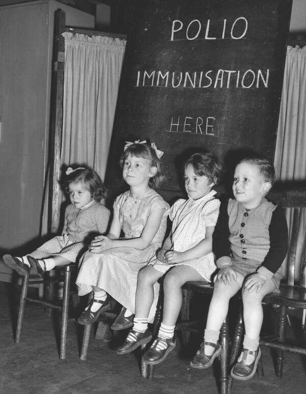 Inside America's Polio Epidemics In 44 Unsettling Photos