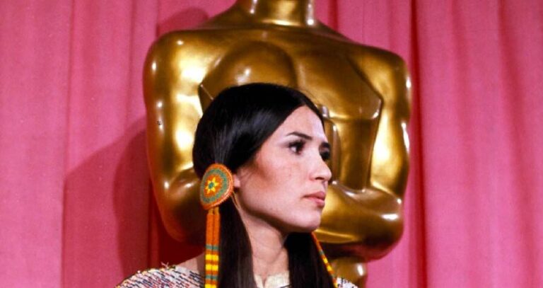 Sacheen Littlefeather In Front Of Oscar