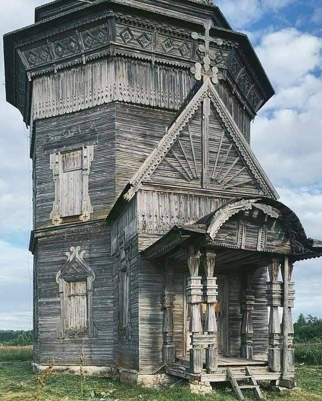 44-eerie-abandoned-houses-from-around-the-world