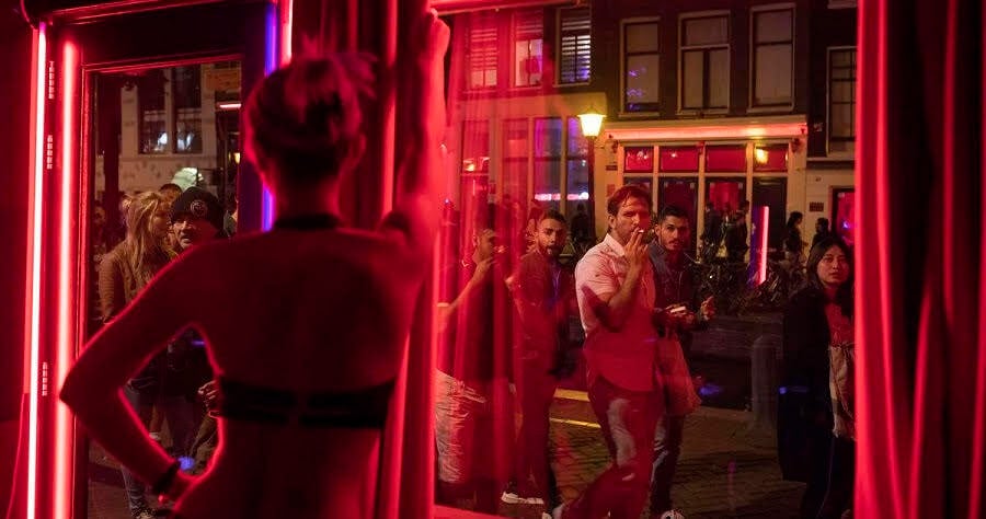 Red Light Districts From Around The World In 35 Photos