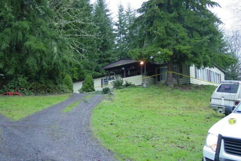 9 Horrifying Murders That Occurred At Christmastime