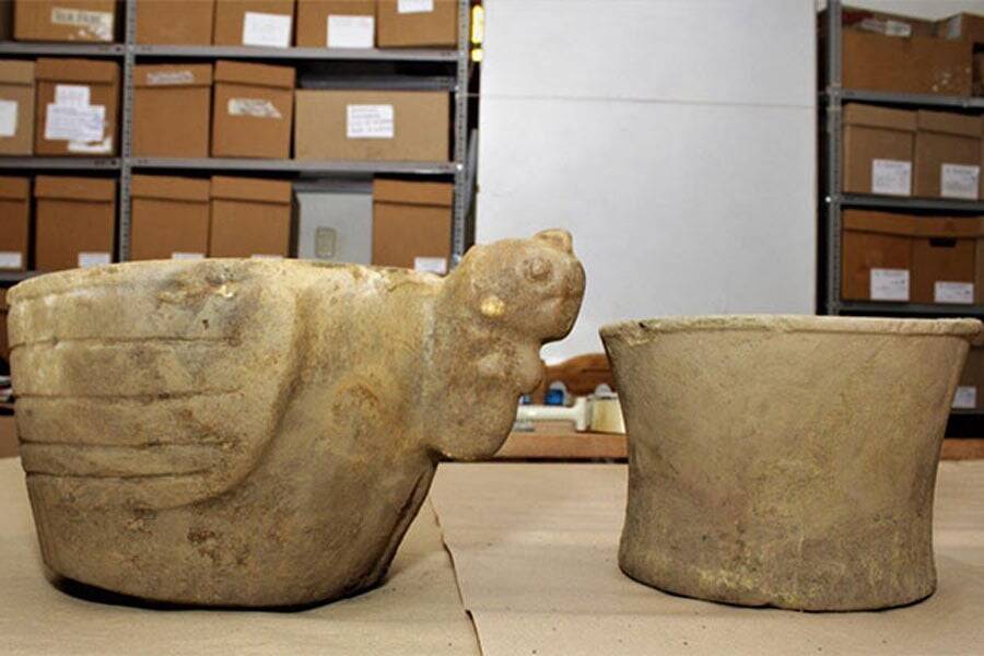 Bowls Found At Chauvin De Huantar