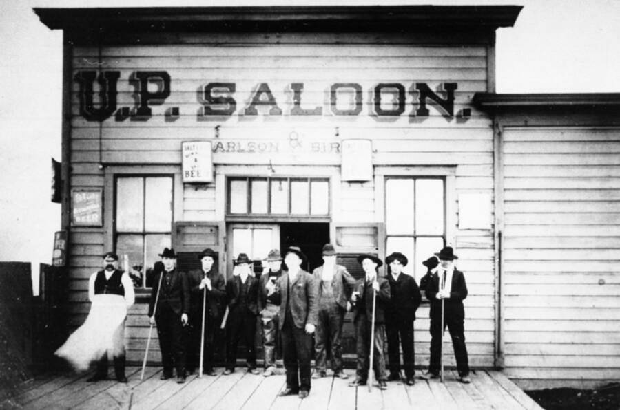 33 Historic Photos Of Wild West Saloons On The American Frontier 33 Historic Photos Of Wild West Saloons On The American Frontier