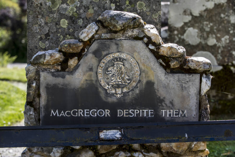 Grave Of Rob Roy MacGregor