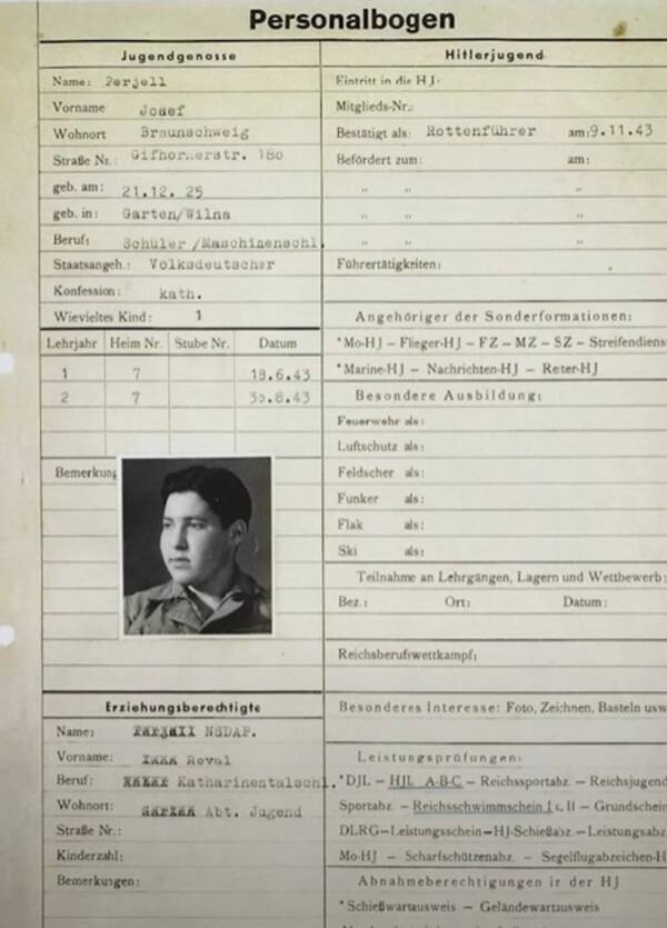 Solomon Perel S Hitler Youth Card