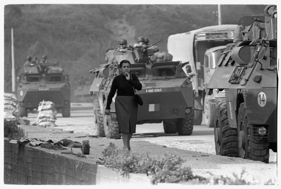 Inside The Lebanese Civil War In 33 Tragic Photos