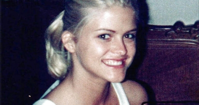 Anna Nicole Smith Death Featured