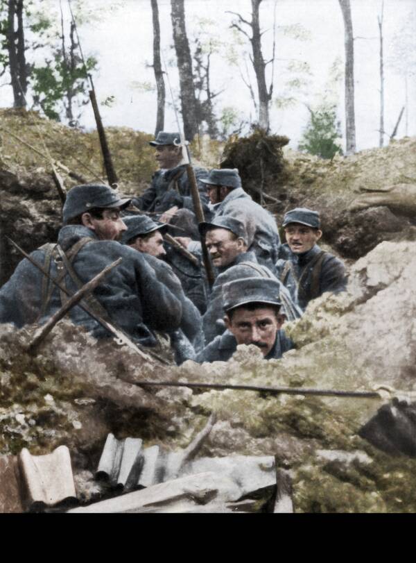 WW1 Trenches: 55 Photos That Reveal Life In Trench Warfare