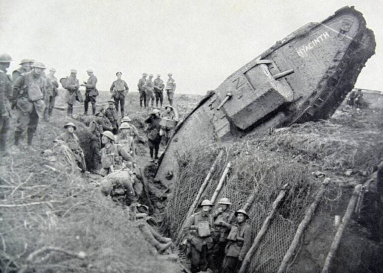 WW1 Trenches: 55 Photos That Reveal Life In Trench Warfare