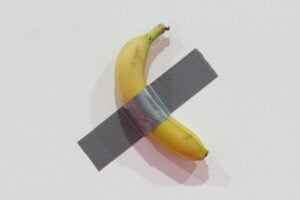 South Korean Student Eats $120,000 Banana Art Off Museum Wall