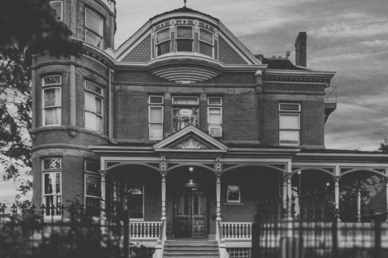 Inside The Unsolved Murders At The Lumber Baron Inn