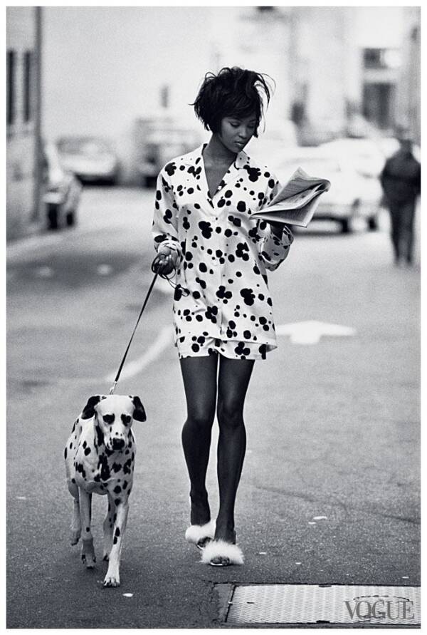Naomi Campbell Walking A Dalmatian