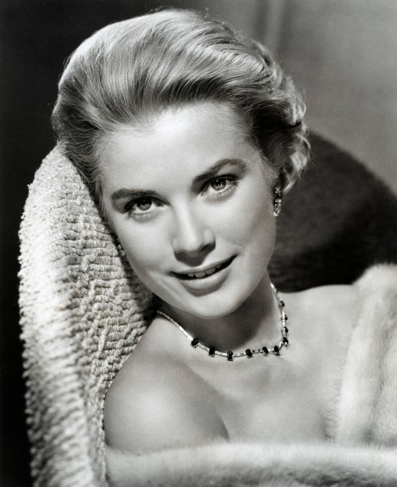 Grace Kelly's Glamorous Life, From Hollywood To Princess Of Monaco