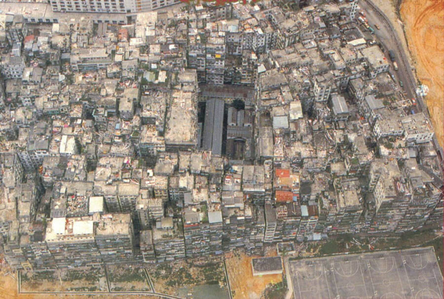 Inside Kowloon Walled City, Once The Densest Place On Earth